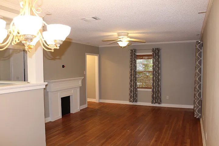 2820 27th Street - PM2 - 1 — Photo 2