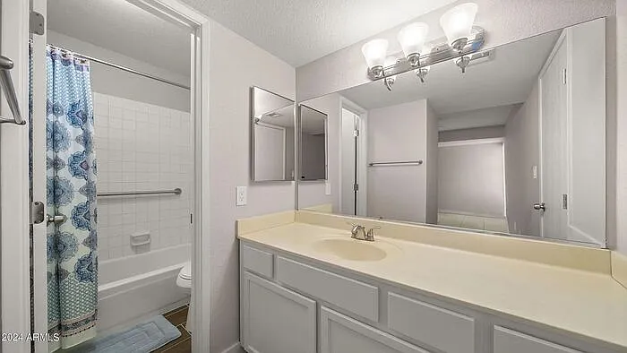 4211 E Palm Ln #202 — Photo 21