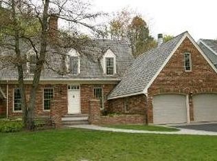 850 Bisque Dr, Barrington Hills, IL 60010