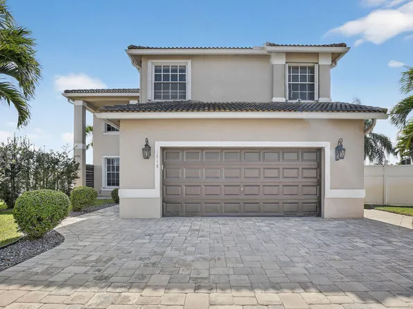 1716 NW 166th Avenue, Pembroke Pines, FL 33028