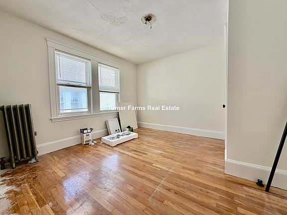 3rd image of 175 Boston Ave #22