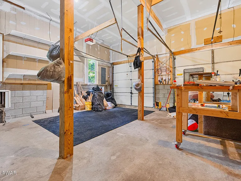 115 Blackberry Dr — Photo 37