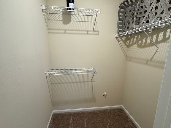 5th image of 3918 Breezeport Way