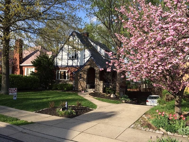 1st image of 814 Saint James Ave
