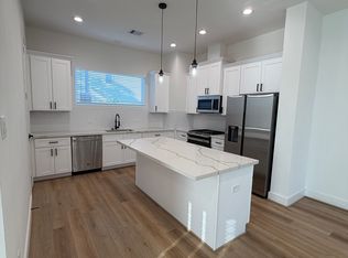 3038 Live Oak St, Houston, TX 77004