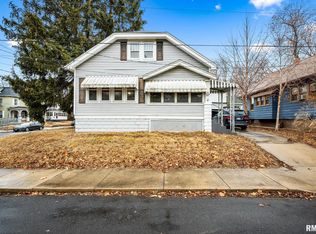 1021 W Armstrong Ave, Peoria, IL