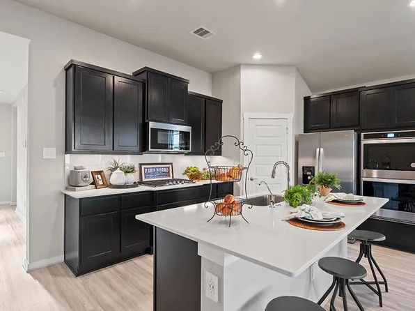 3307 Daily Harvest Dr, Pearland, TX 77581