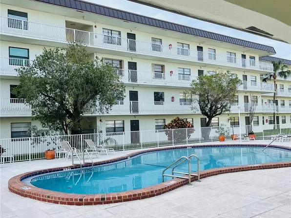 500 NE 2nd St APT 125, Dania, FL 33004