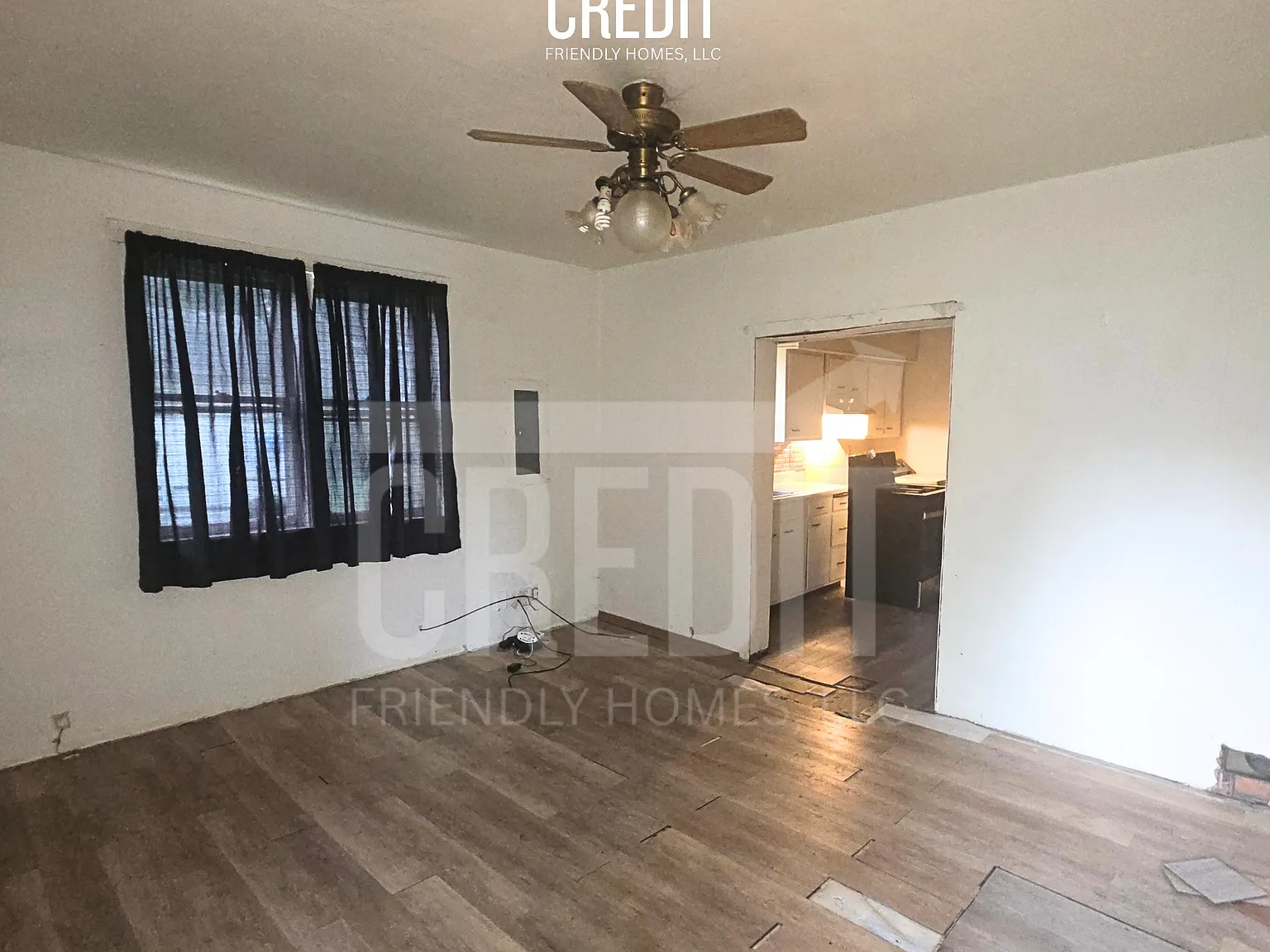 1021 Maple Street — Photo 3
