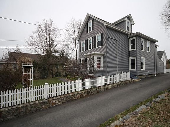 3rd image of 101 Child St
