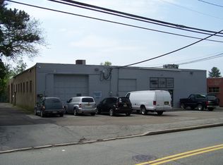 138 Cannonball Rd, Pompton Lakes, NJ 07442