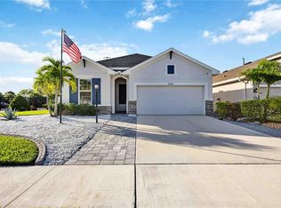 3926 Sunshine Pine Ave, Bradenton, FL 34203