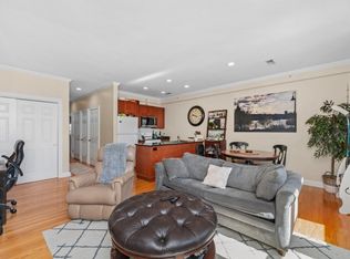 39 High St APT 4, Boston, MA 02129