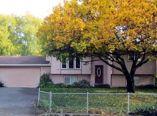 25716 E Longfellow Ave, Newman Lake, WA 99025