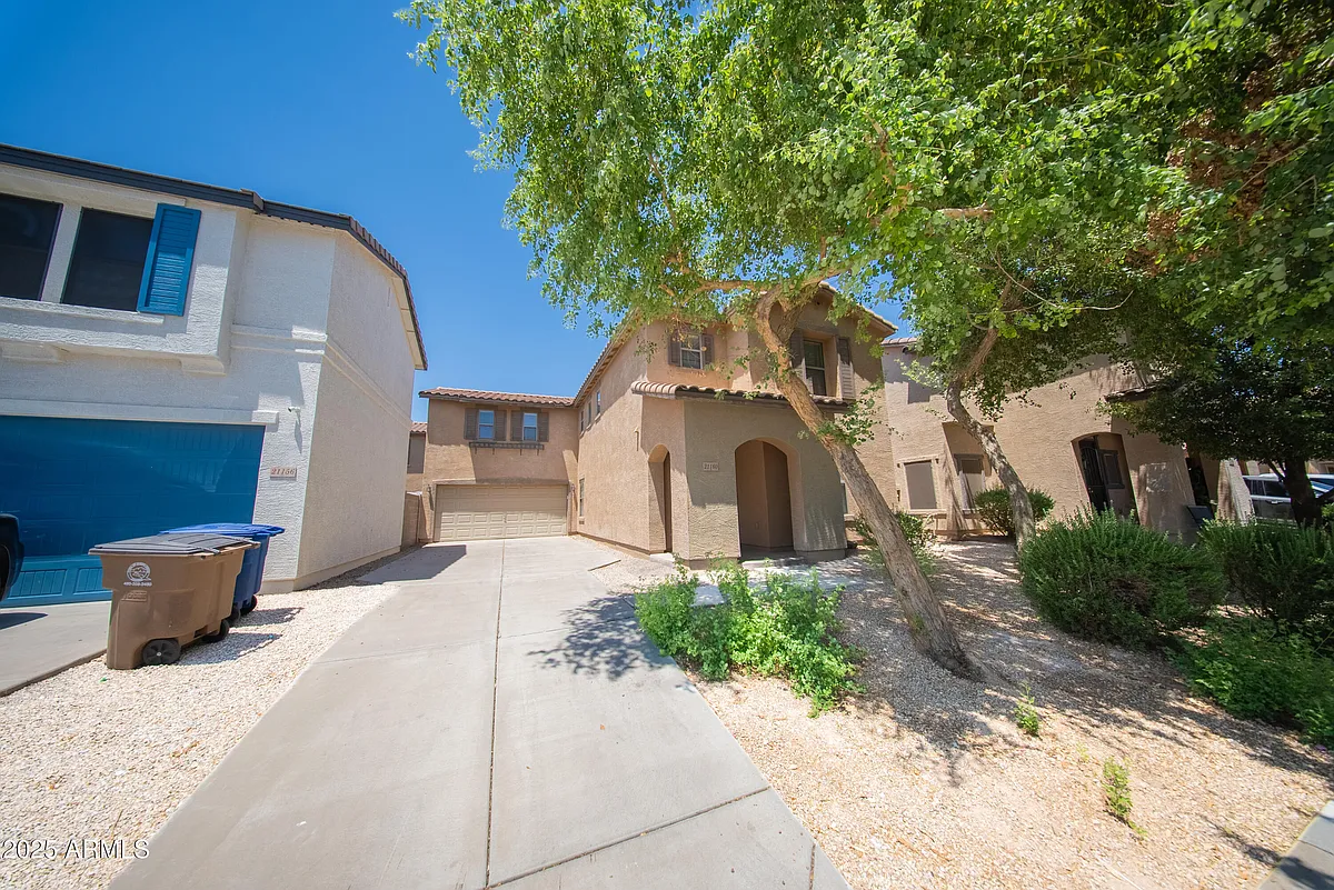 Building Photo - 21160 E Avenida Del Valle