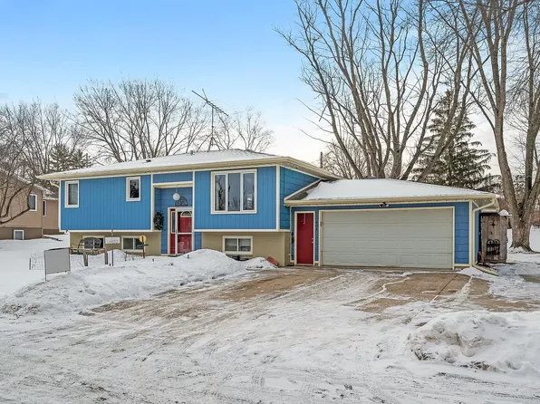 404 4th Ave NW, Medford, MN 55049