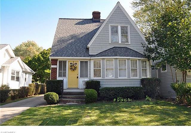 1st image of 3925 W 210th St
