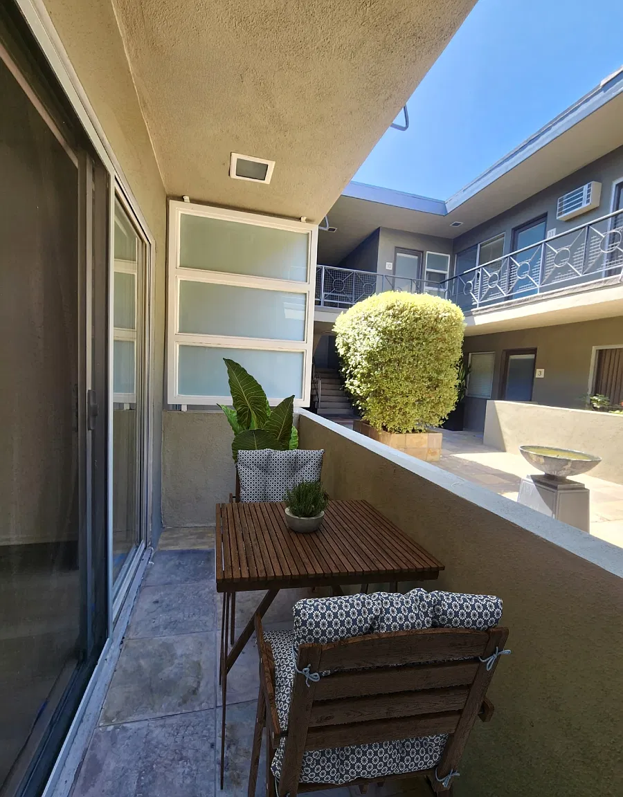 1 bed, 1.0 bath, $2,450 — Photo 3