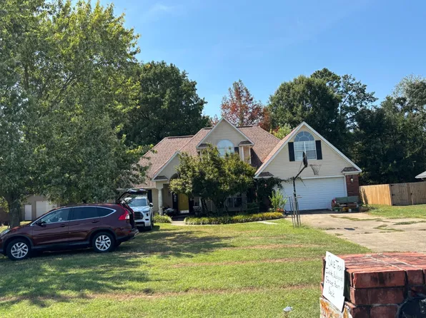 143 Charles Thomas Blvd, Searcy, AR 72143