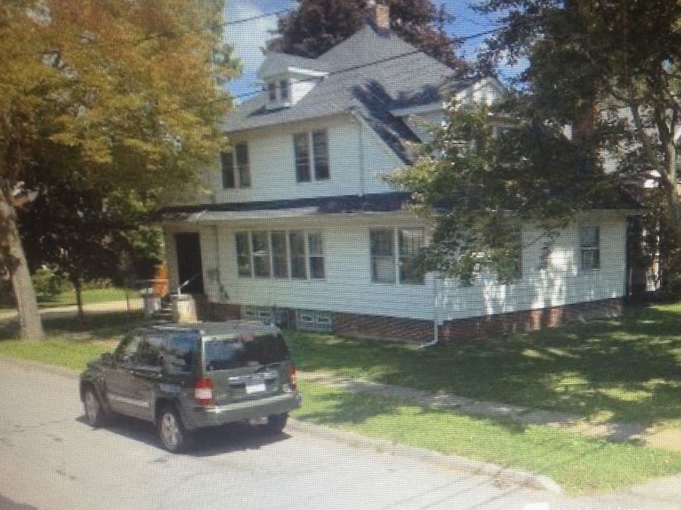 2nd image of 281 Highland Ave