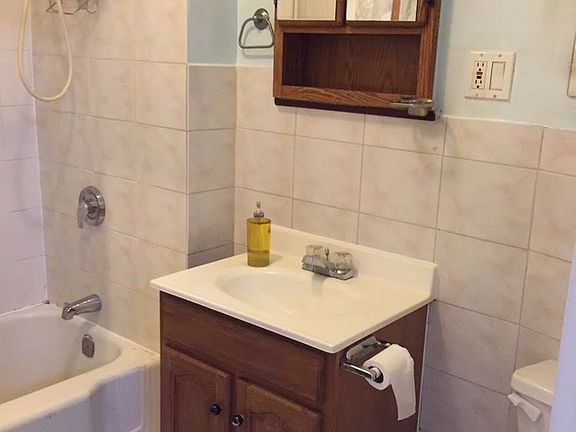 4th image of 314 Prospect Ave APT 4