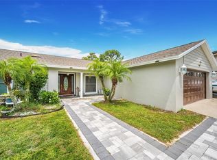 6829 Mitchell Cir, Tampa, FL 33634