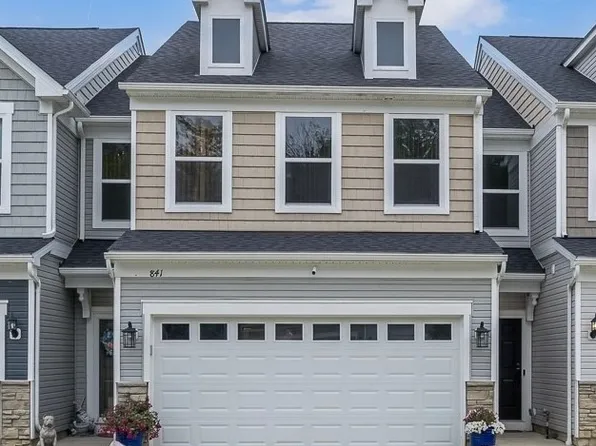 841 S Parkside Dr, Westlake, OH 44145