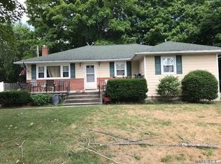 421 Dare Rd, Selden, NY 11784