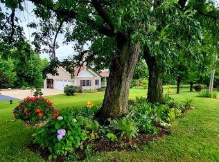 2238 N Bridge St, Lena, IL 61048