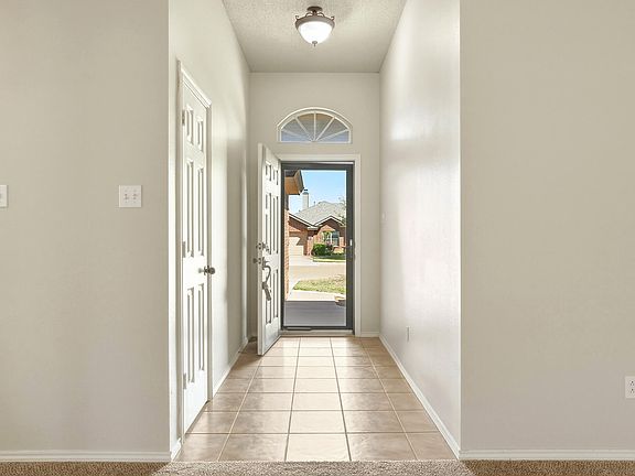 5th image of 6115 100th St