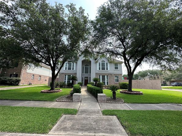 3902 Breaux Bridge Ln