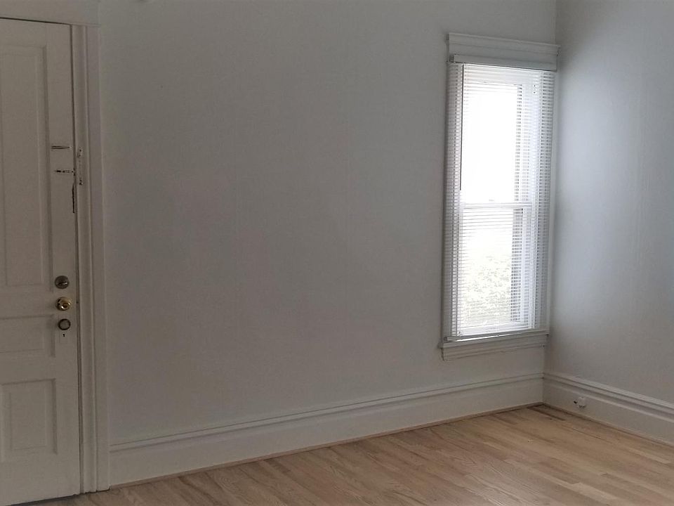 1st image of 1125 S Westnedge Ave