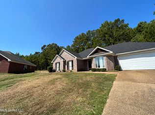 129 Magnolia Way, Pearl, MS 39208
