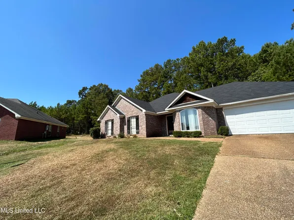 129 Magnolia Way, Pearl, MS 39208