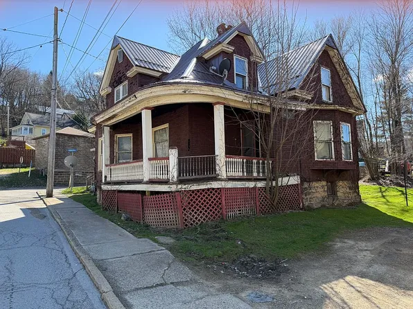 306 Wilson Ave, Oil City, PA 16301