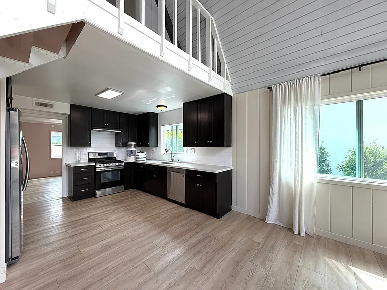7539 Valaho Dr — Photo 5