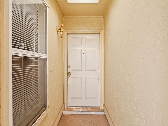 5th image of 5759 Sean Haggerty Dr #B