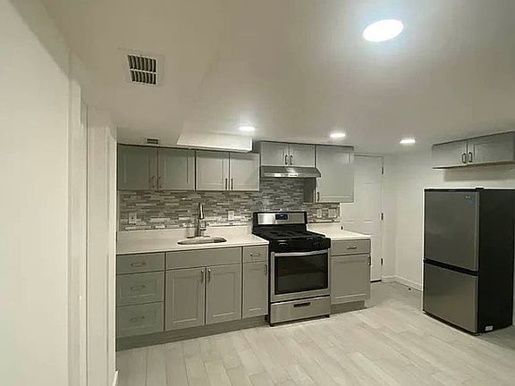2nd image of 48-35 40th St