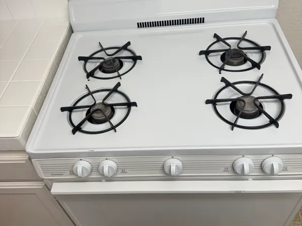 18144 Burbank Blvd, Tarzana, CA