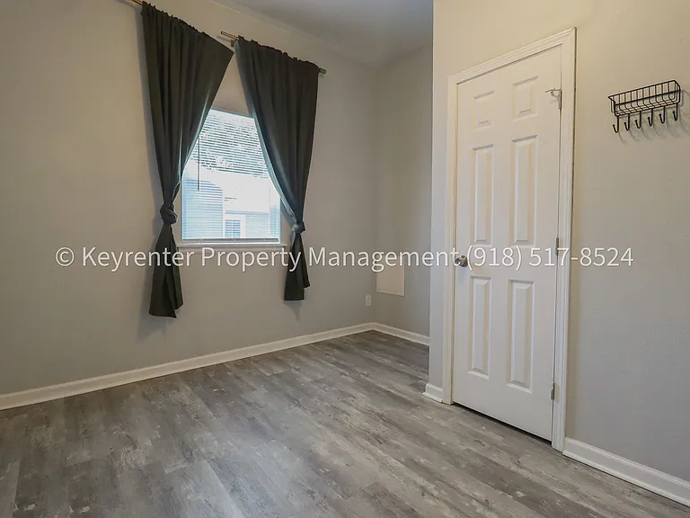 1324 N Cheyenne Ave — Photo 20