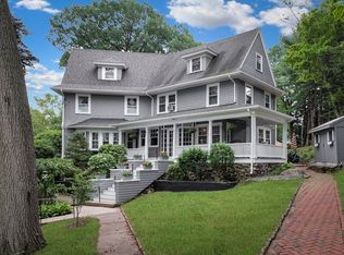 51 Walker Rd #1, Swampscott, MA 01907