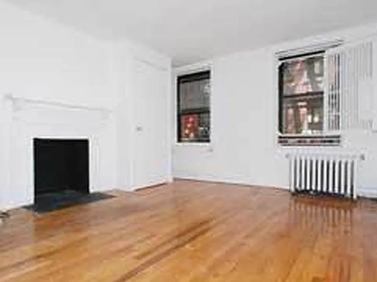 58 W 8th St #4D — Photo 2