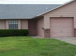 5272 Champagne Cir, Orlando, FL 32808
