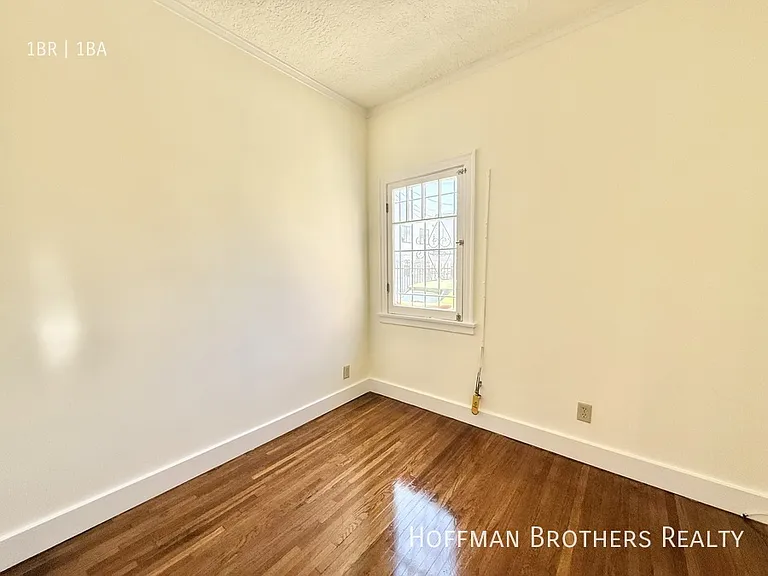 5953 Barton Ave — Photo 5