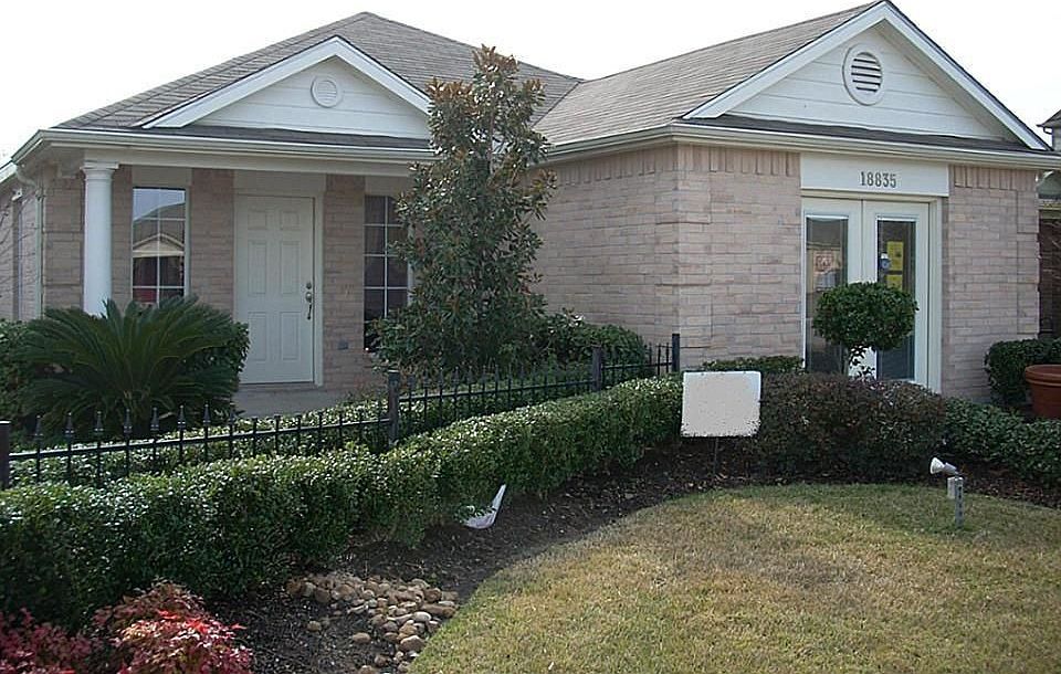 1st image of 18835 Dennington Dr