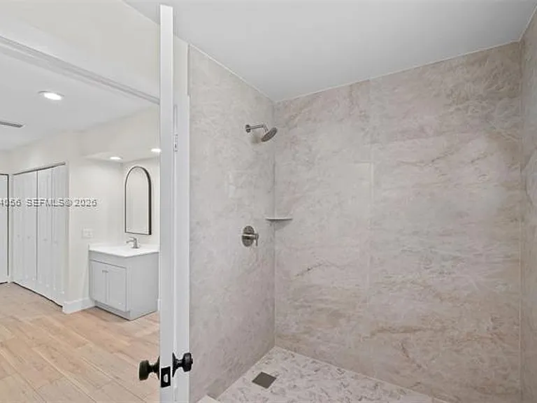 9547 SW 146th Pl — Photo 25