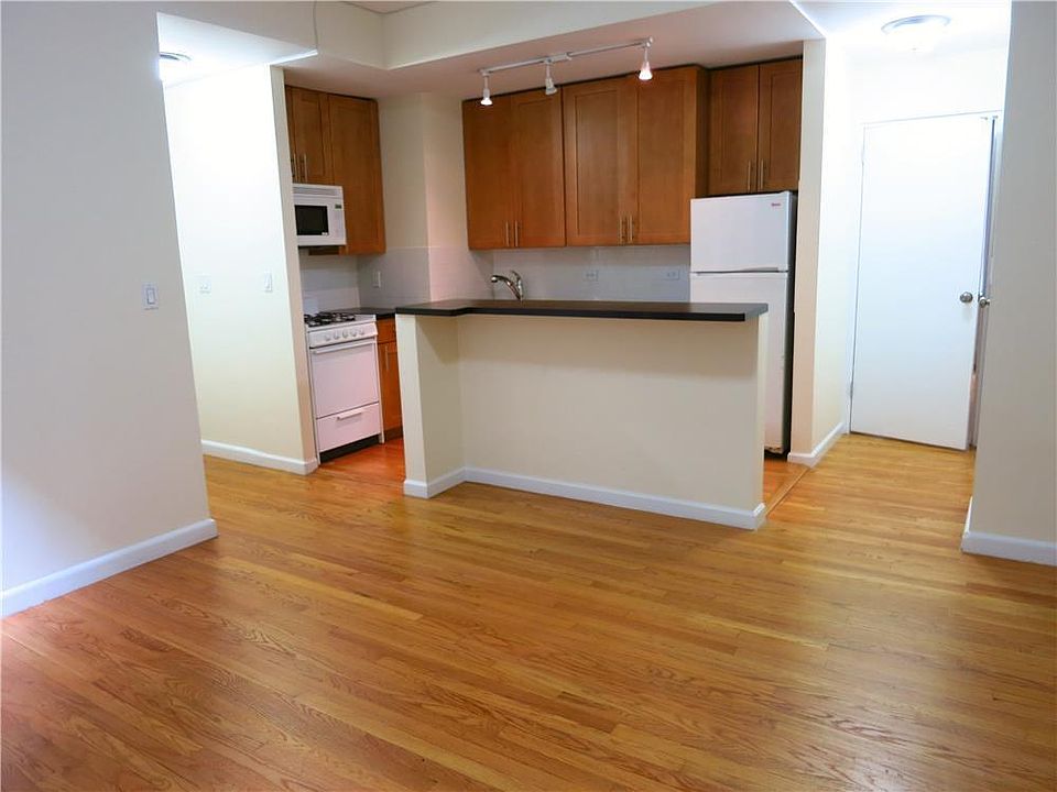 1st image of 1480 York Ave APT 3H