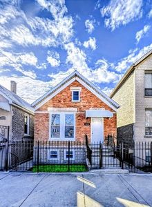 2828 S Emerald Ave, Chicago, IL, 60616
