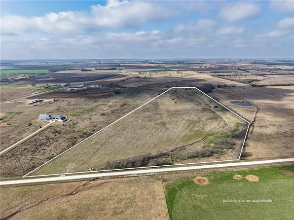 325 Turkey Run Rd, Crawford, TX 76638