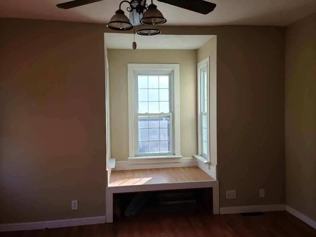 410 E Madison Ave — Photo 2